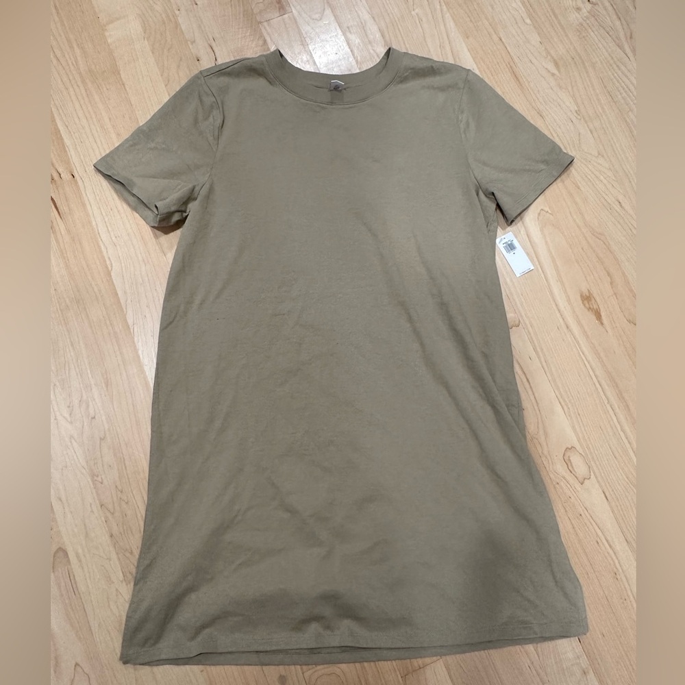 Old Navy Beige Crew Tshirt dress